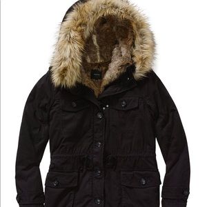 Aritzia Talula Trancas Coat